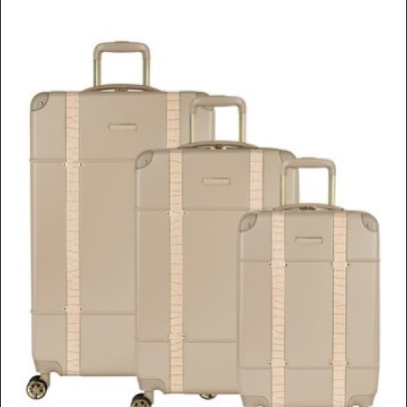 Vince Camuto Kerrie 3pc Hardside Spinner Luggage - Picture 4 of 12
